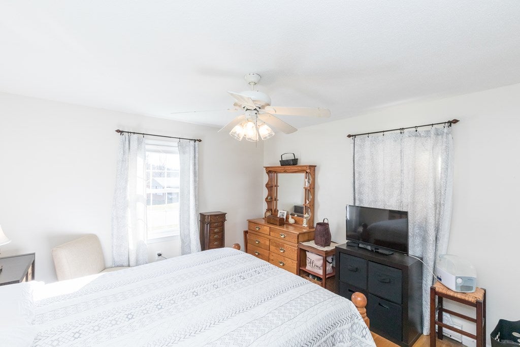 122 Robinhood Road Galax, VA 24333 - Photo 37 of 70 Gallery Image 37