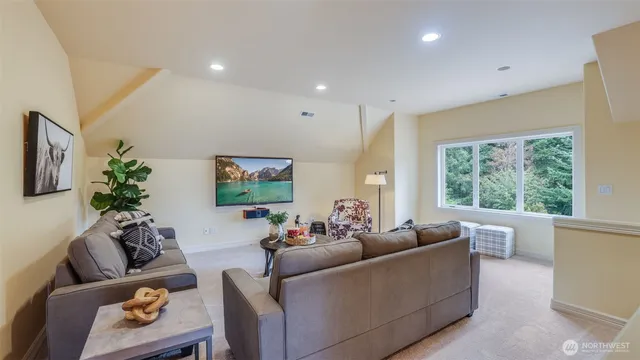 $2,550,000 | 15622 Uplands Way Southeast, North Bend, WA 98045