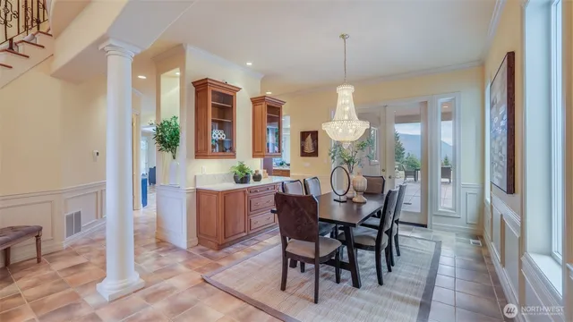 $2,550,000 | 15622 Uplands Way Southeast, North Bend, WA 98045