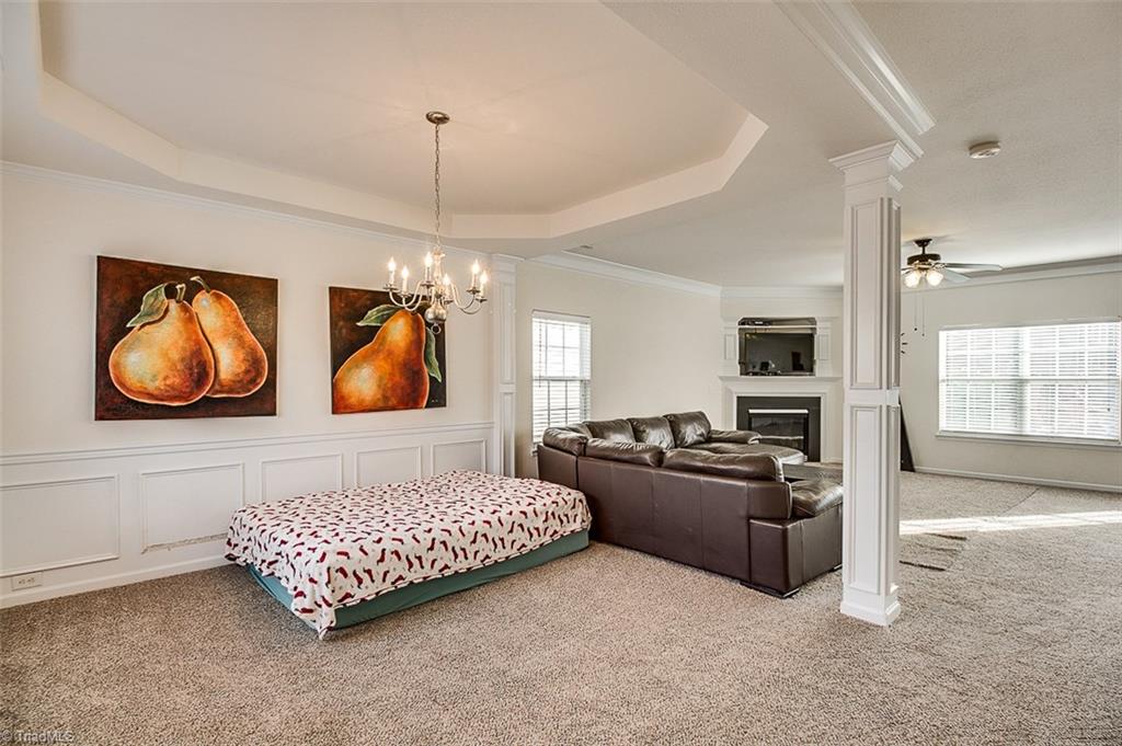 895 Hedgepath Terrace High Point, NC 27265 - Photo 2 of 25 Gallery Image 2