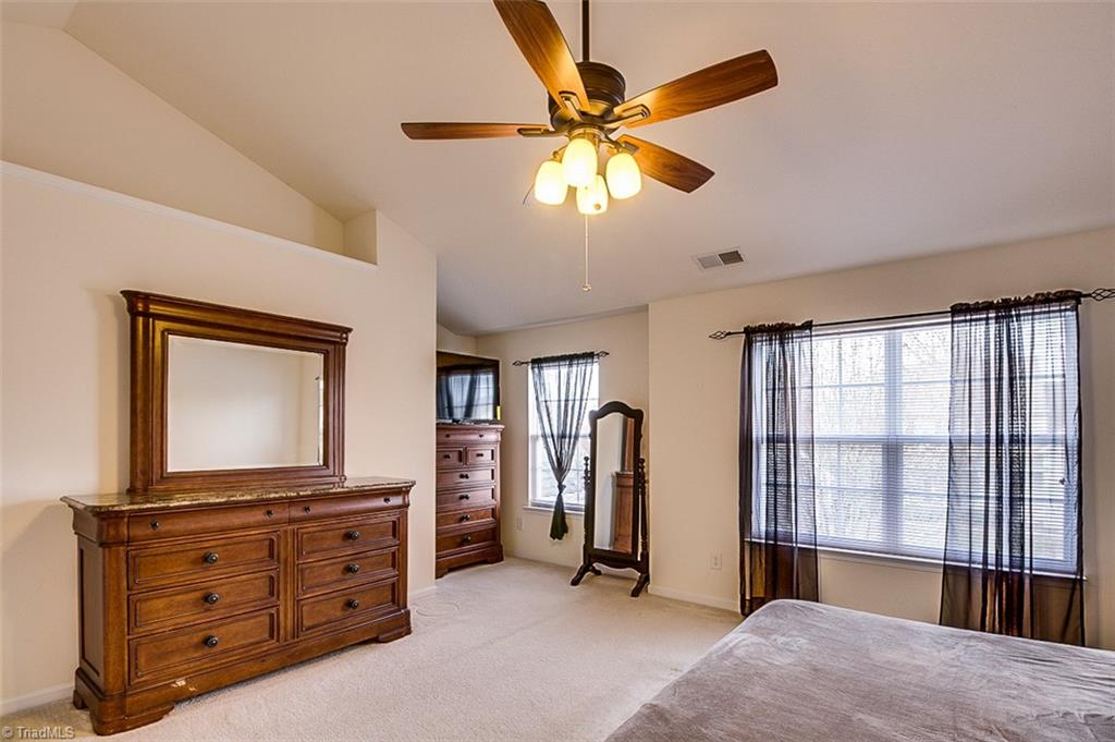 895 Hedgepath Terrace High Point, NC 27265 - Photo 13 of 25 Gallery Image 13
