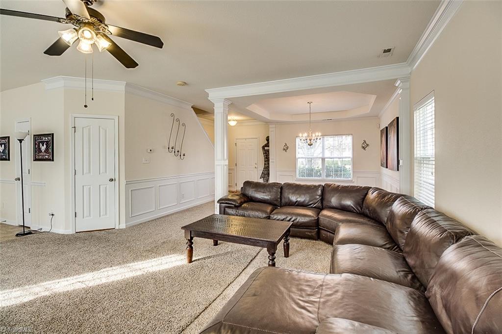 895 Hedgepath Terrace High Point, NC 27265 - Photo 5 of 25 Gallery Image 5