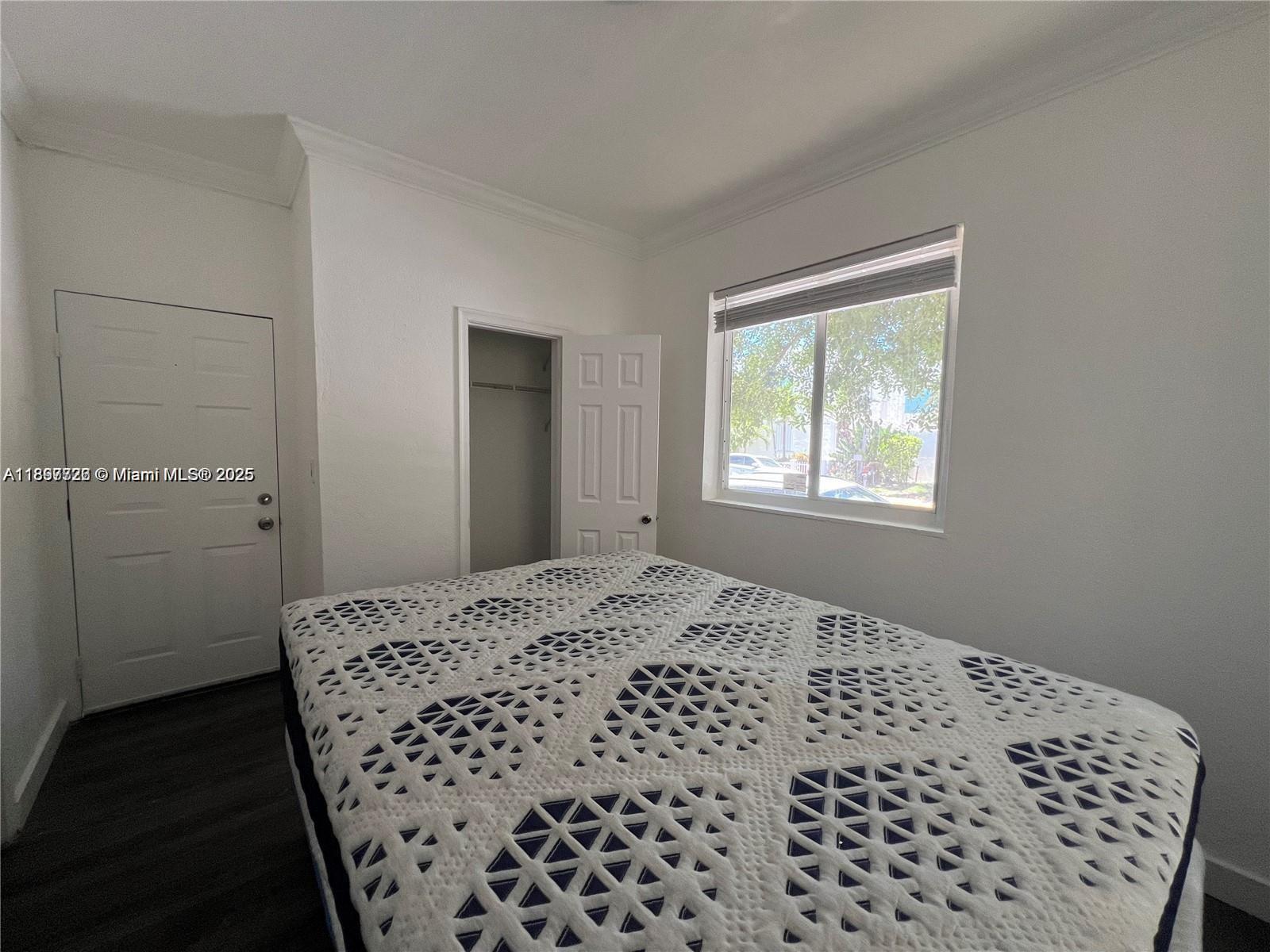 7920 Harding Avenue, Unit 1 Miami Beach, FL 33141 - Photo 6 of 10