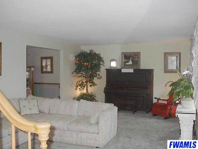 8026 Hartzell Road Fort Wayne, IN 46816 - Photo 7 of 10