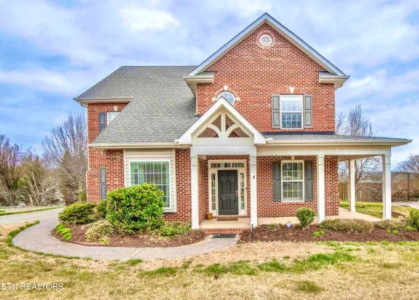 $689,900 | 12927 Meadow Pointe Lane, Knoxville, TN 37934