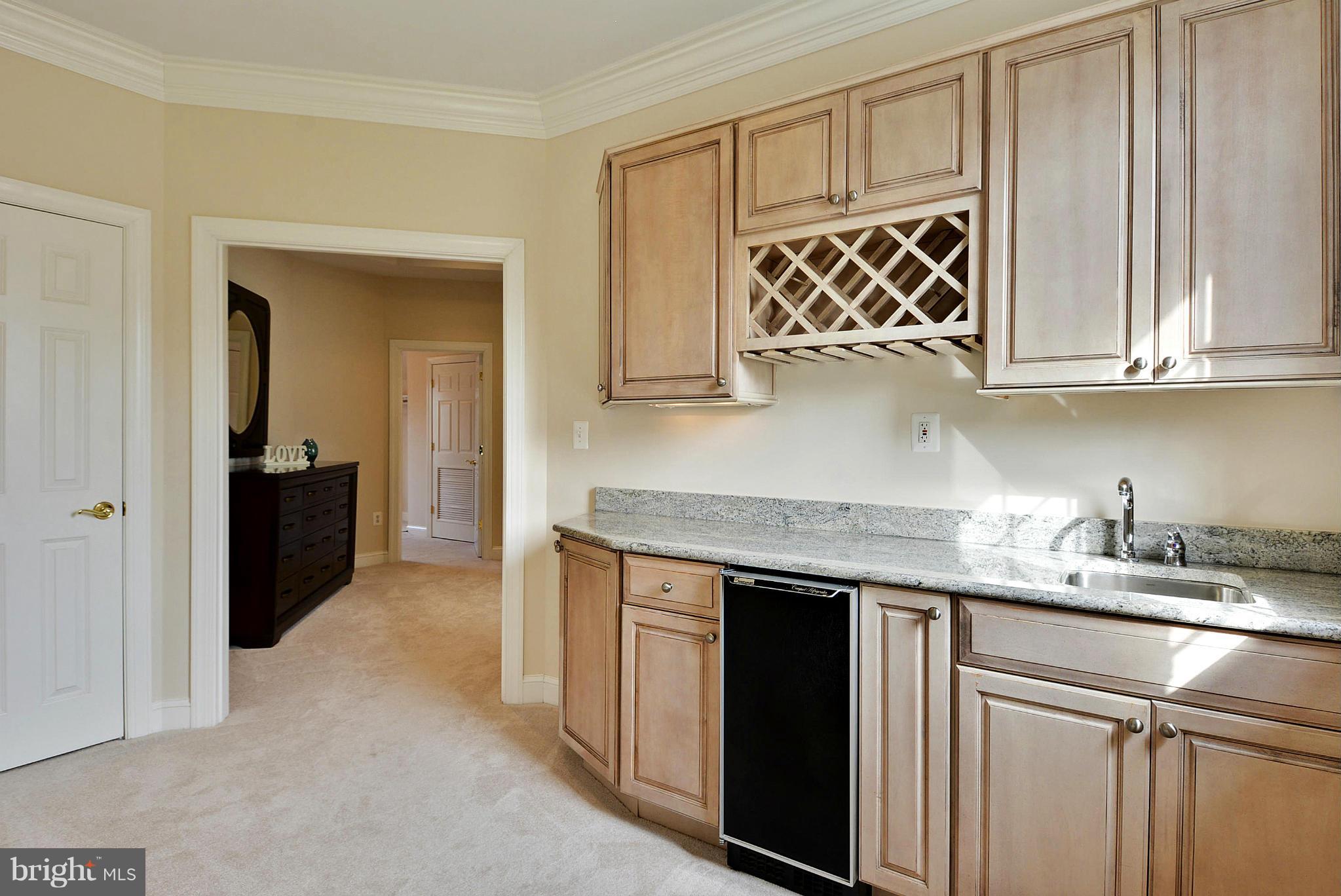 2116 Sahalea Terrace Silver Spring, MD 20905 - Photo 9 of 30 Kitchen