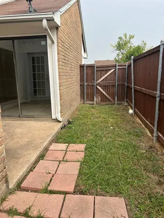 $1,650 | 6011 McAfee Drive, The Colony, TX 75056