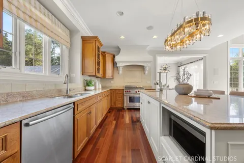 $1,800,000 | 410 South Sleight Street, Naperville, IL 60540