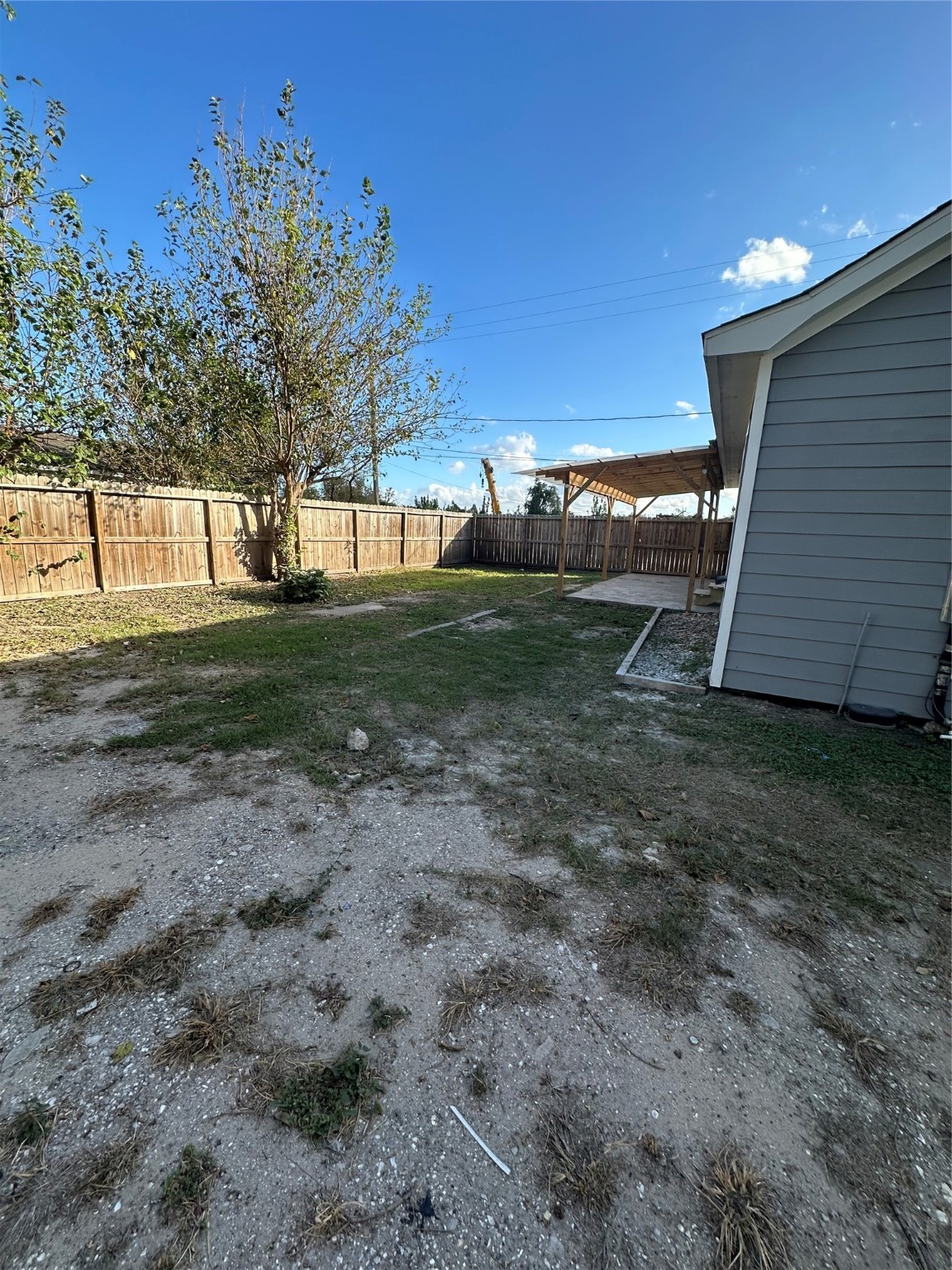 1411 Miles Street Houston, TX 77015 - Photo 7 of 14 a view of a backyard