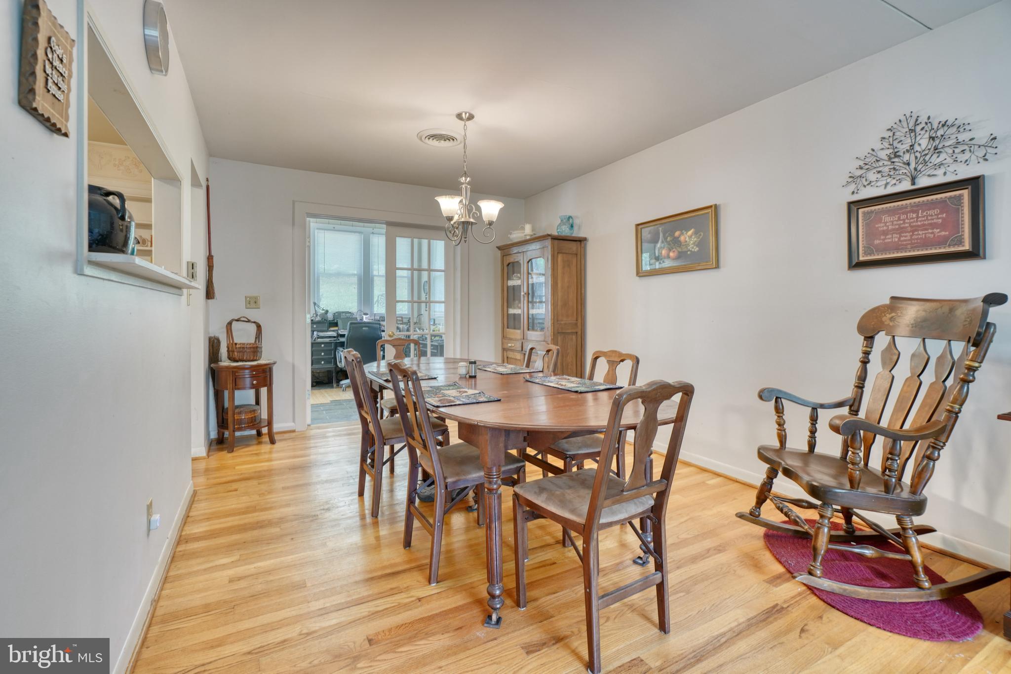 3401 Jim Bowers Road Westminster, MD 21157 - Photo 19 of 57 Dining room