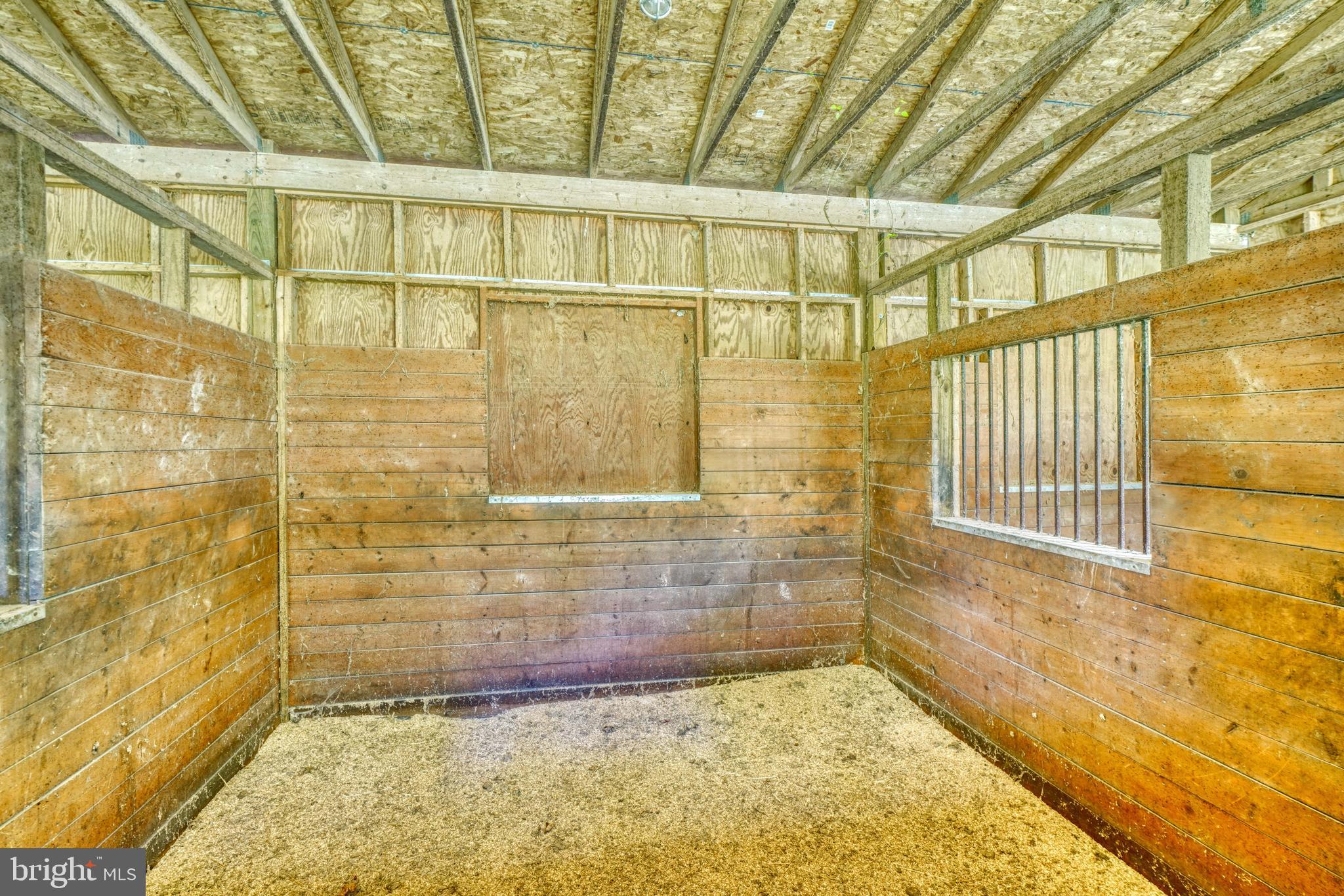 3401 Jim Bowers Road Westminster, MD 21157 - Photo 45 of 57 Stall
