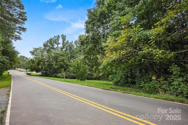 $736,000 | 6109 Paw Creek Road, Charlotte, NC 28214