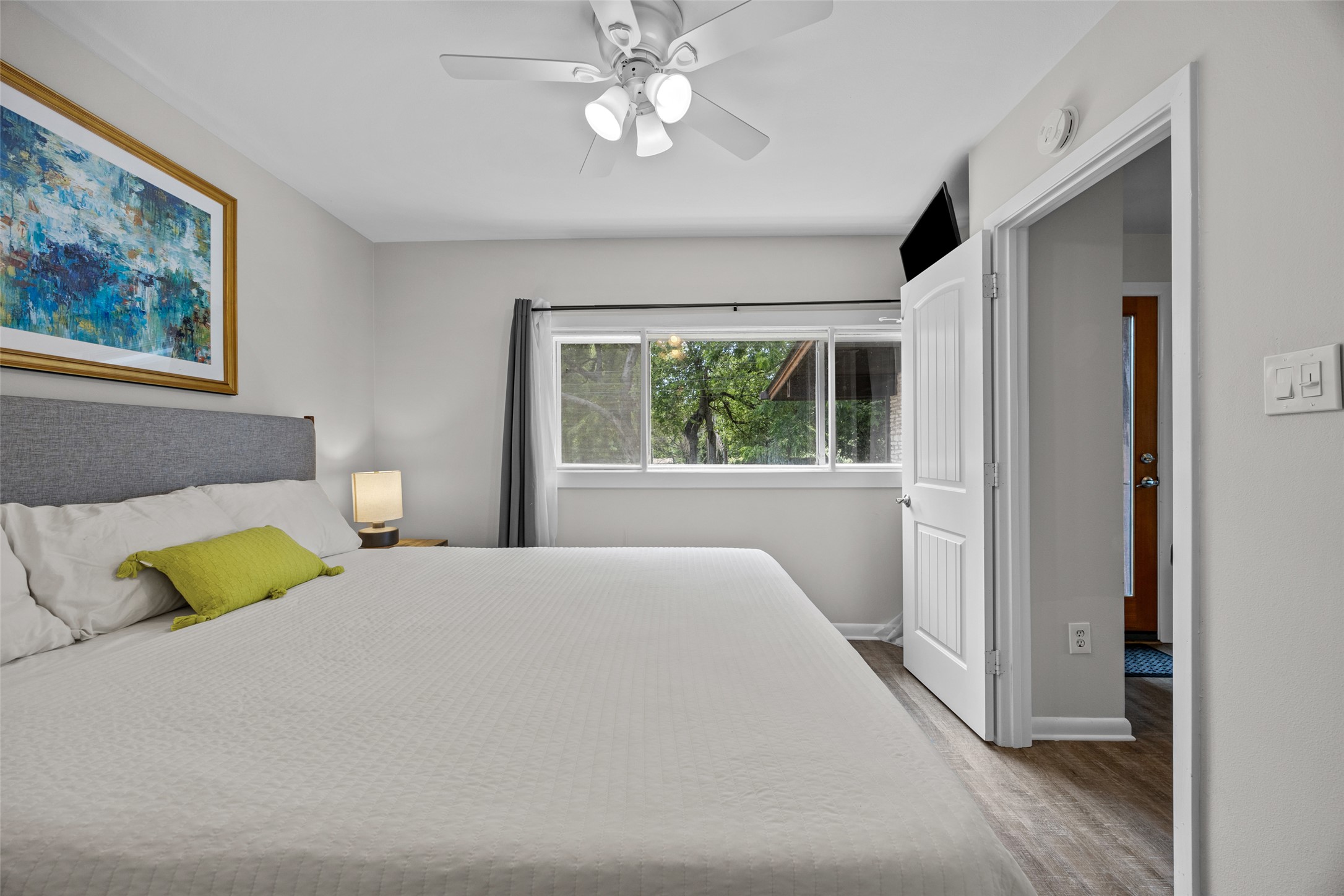 1758 Channel Road Austin, TX 78746 - Photo 15 of 39