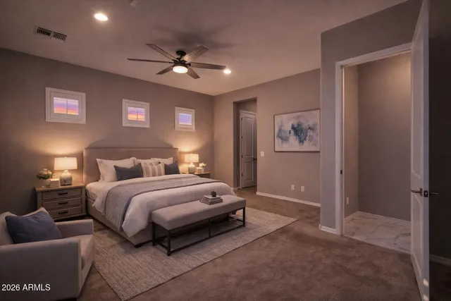 $829,900 | 1073 East Holland Park Drive, Gilbert, AZ 85297