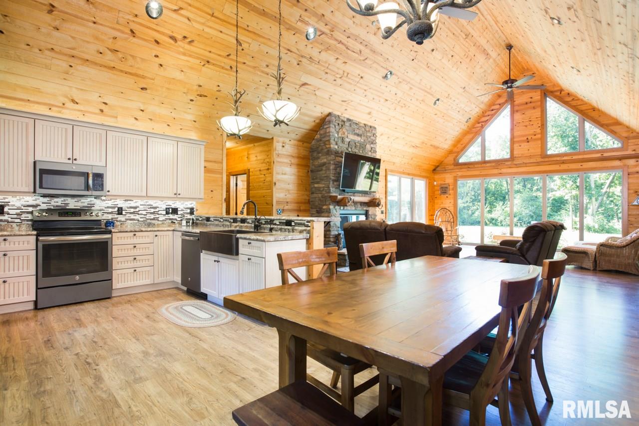 581 East 150th Road Toulon, IL 61483 - Photo 11 of 49 Gallery Image 11