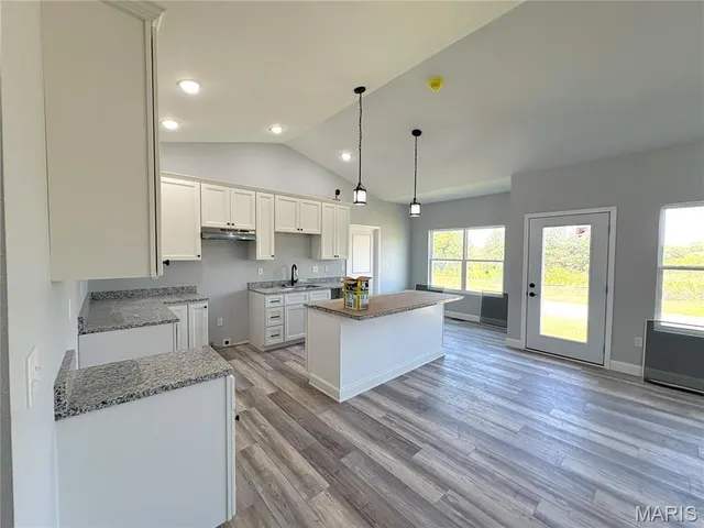 $411,000 | 678 Prato Court, Caseyville, IL 62232