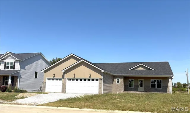 $411,000 | 678 Prato Court, Caseyville, IL 62232