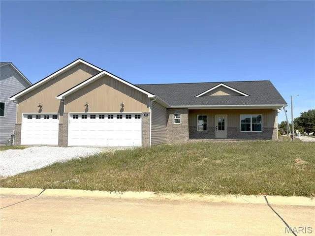 $411,000 | 678 Prato Court, Caseyville, IL 62232