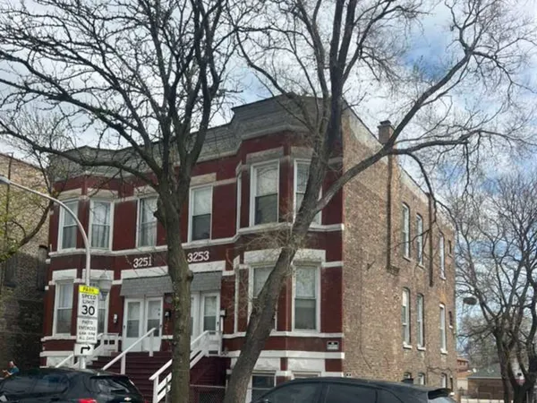 $825,000 | 3251-53 South Wood Street, Chicago, IL 60608