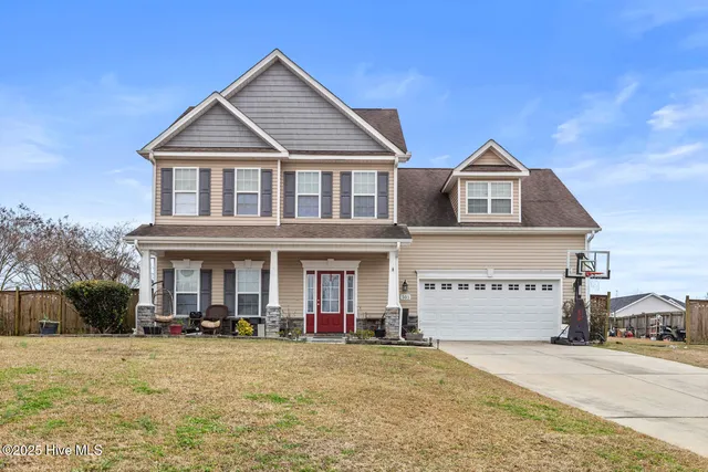 $295,000 | 303 Maidstone Drive, Richlands, NC 28574