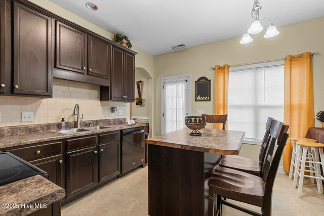 $295,000 | 303 Maidstone Drive, Richlands, NC 28574