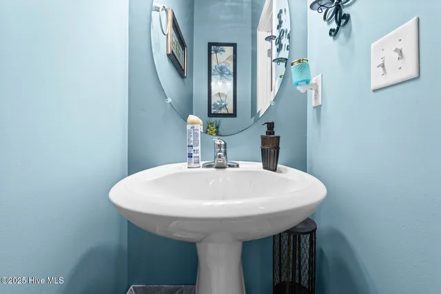 $295,000 | 303 Maidstone Drive, Richlands, NC 28574