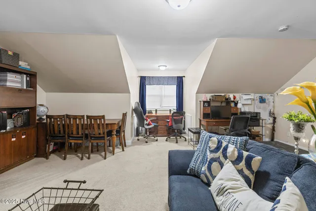 $295,000 | 303 Maidstone Drive, Richlands, NC 28574