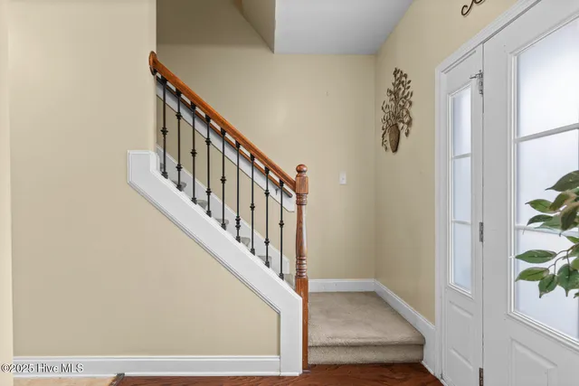 $295,000 | 303 Maidstone Drive, Richlands, NC 28574