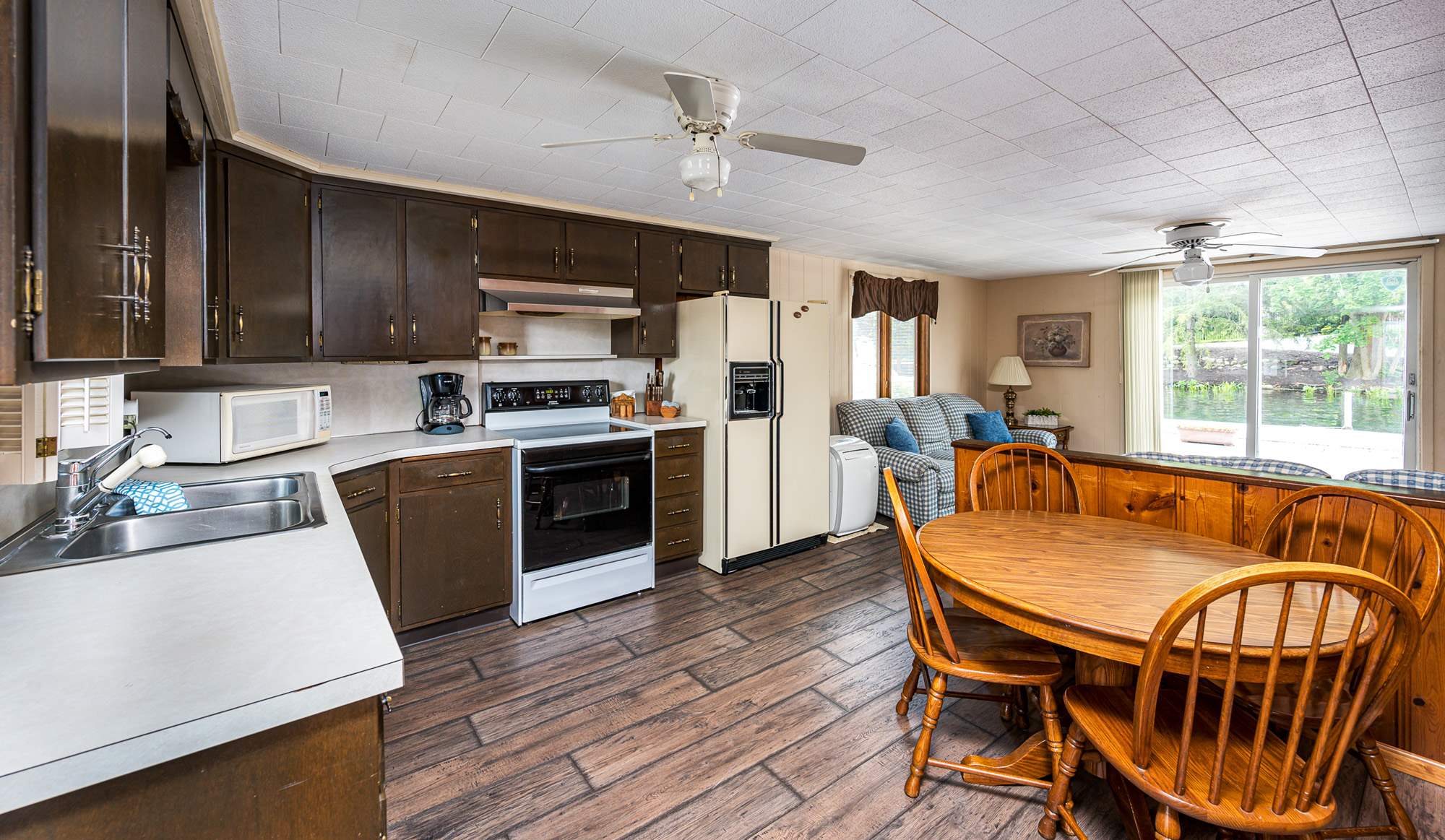 8817 East Crow Road Syracuse, IN 46567 - Photo 16 of 31 Gallery Image 16