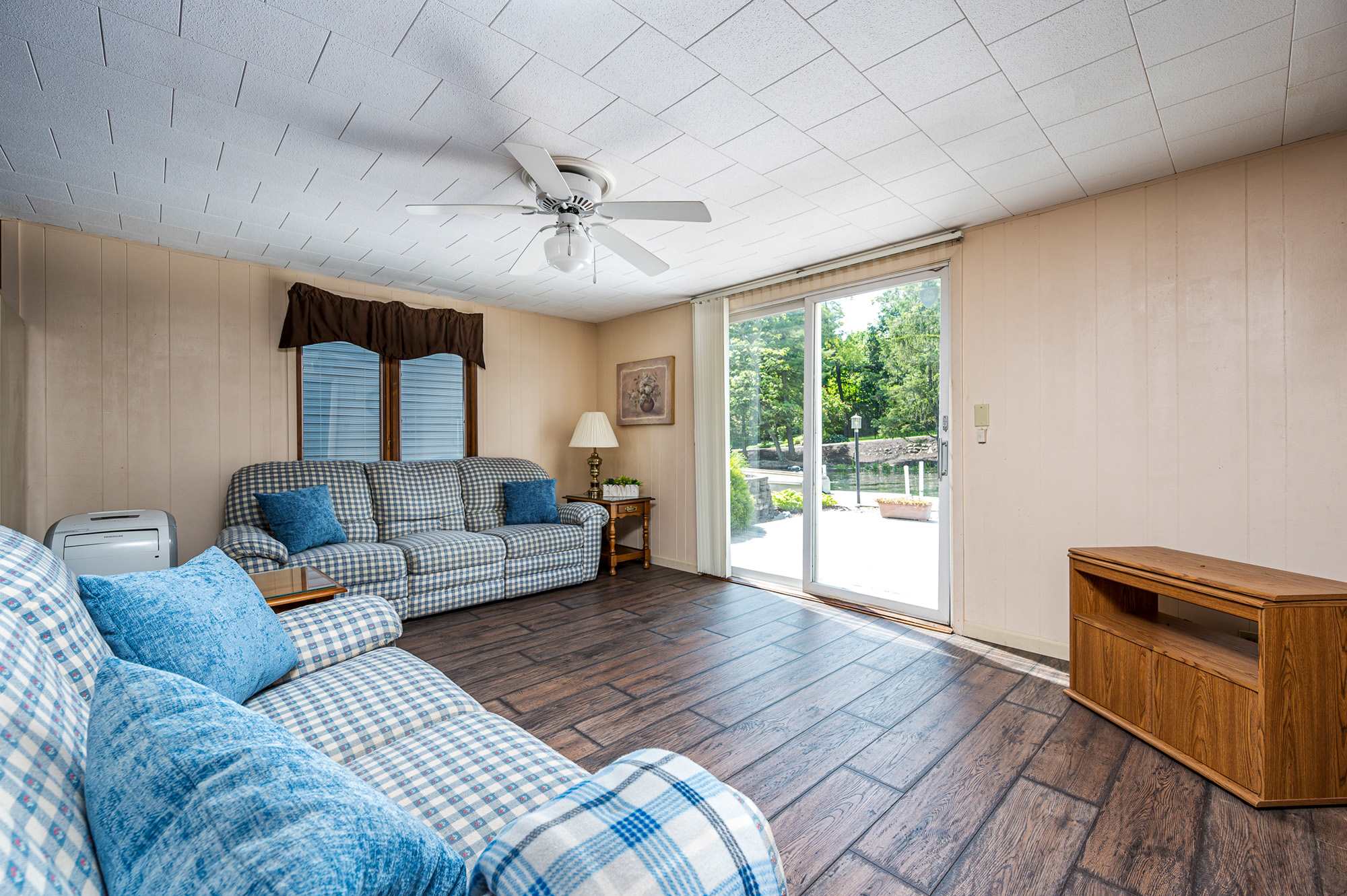 8817 East Crow Road Syracuse, IN 46567 - Photo 22 of 31 Gallery Image 22