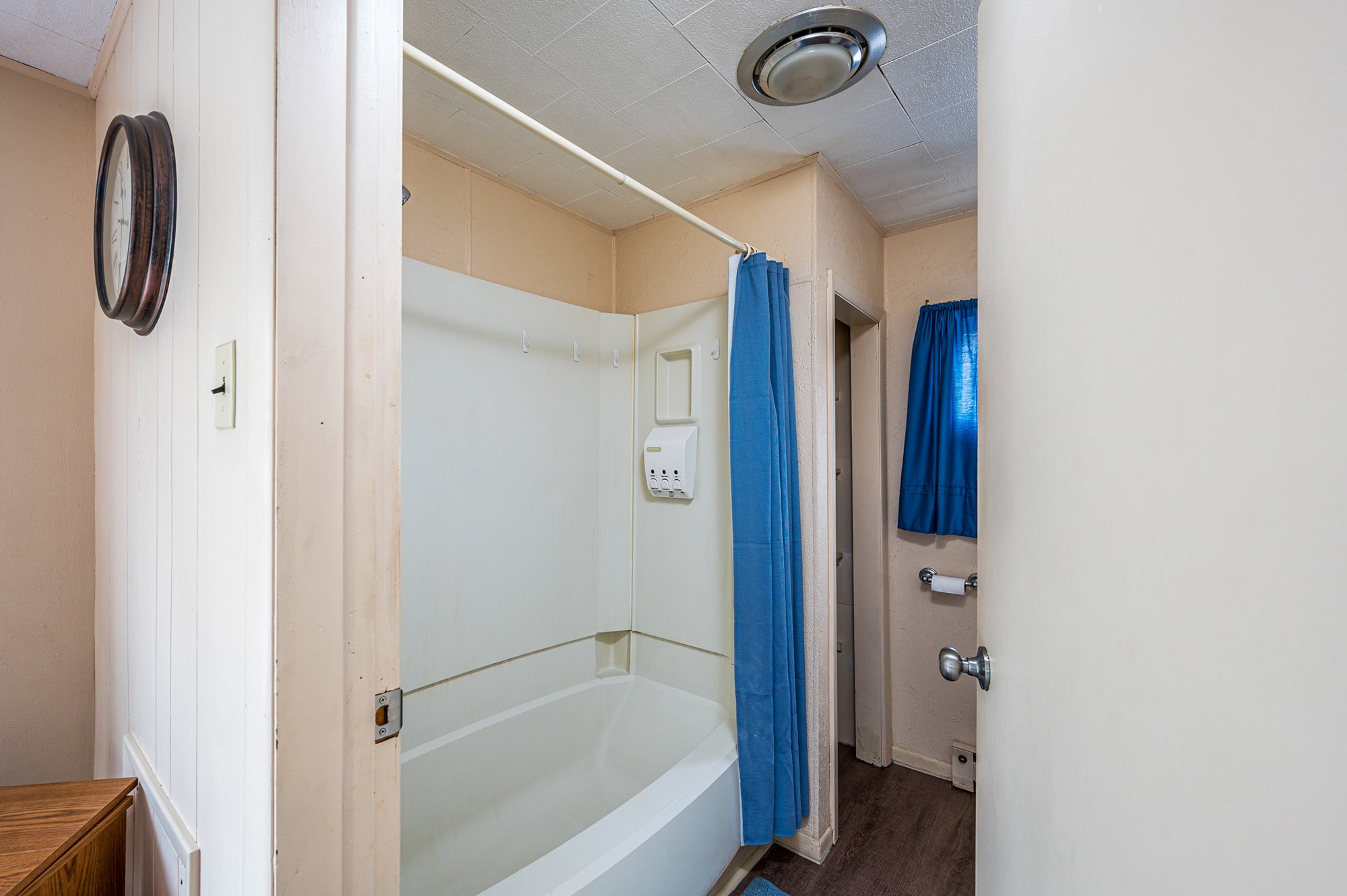 8817 East Crow Road Syracuse, IN 46567 - Photo 25 of 31 Gallery Image 25