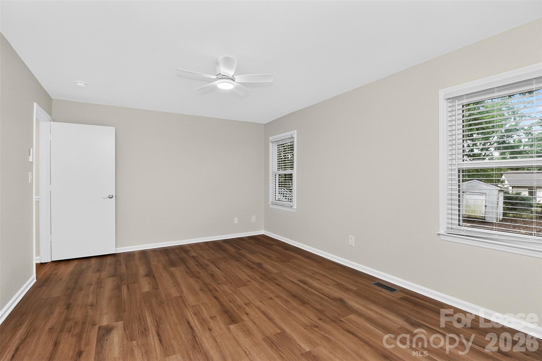 11122 5 Cedars Road Charlotte, NC 28226 - Photo 11 of 21 Gallery Image 11