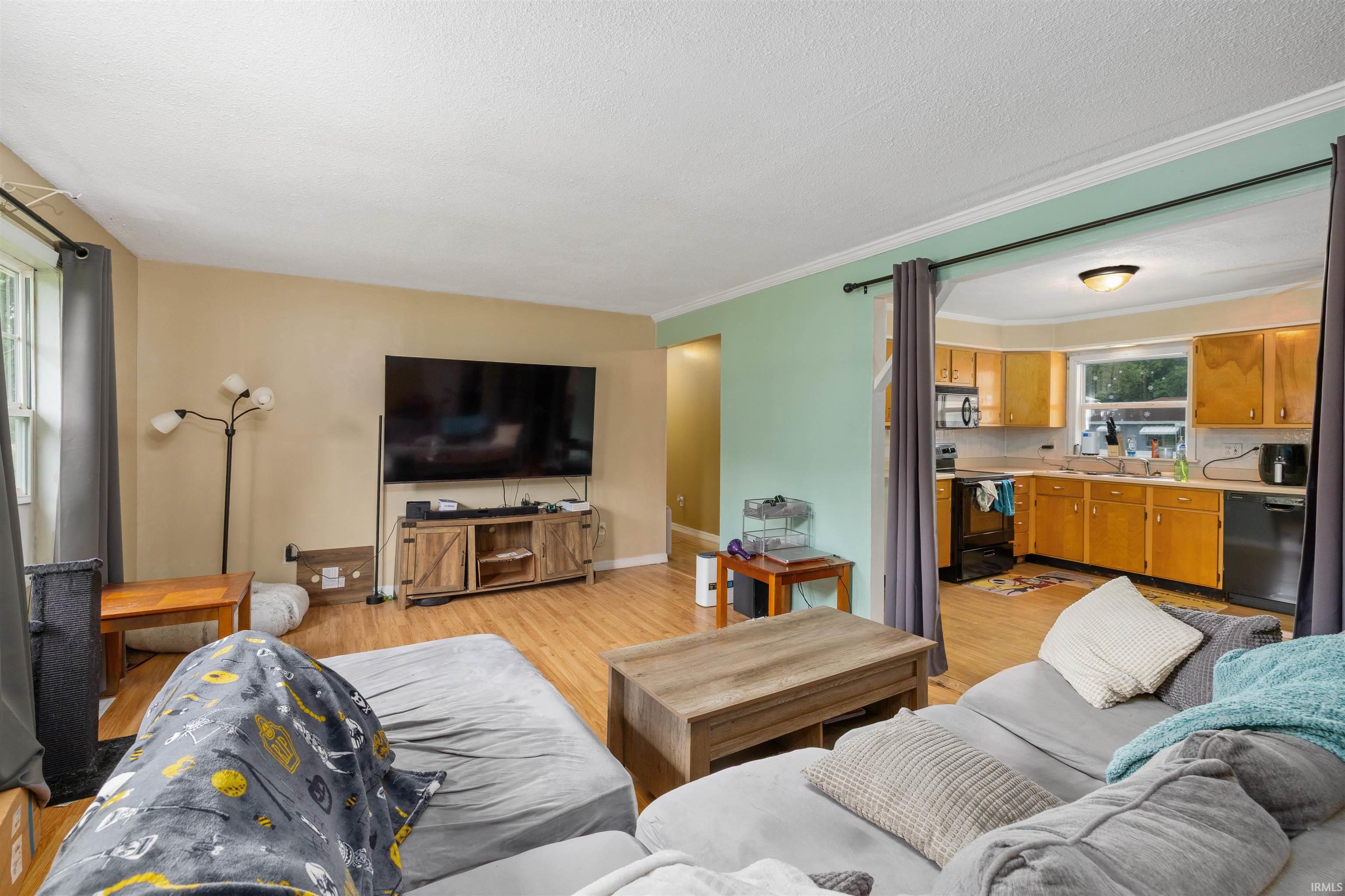9026 Aboite Road Roanoke, IN 46783 - Photo 8 of 42 Gallery Image 8