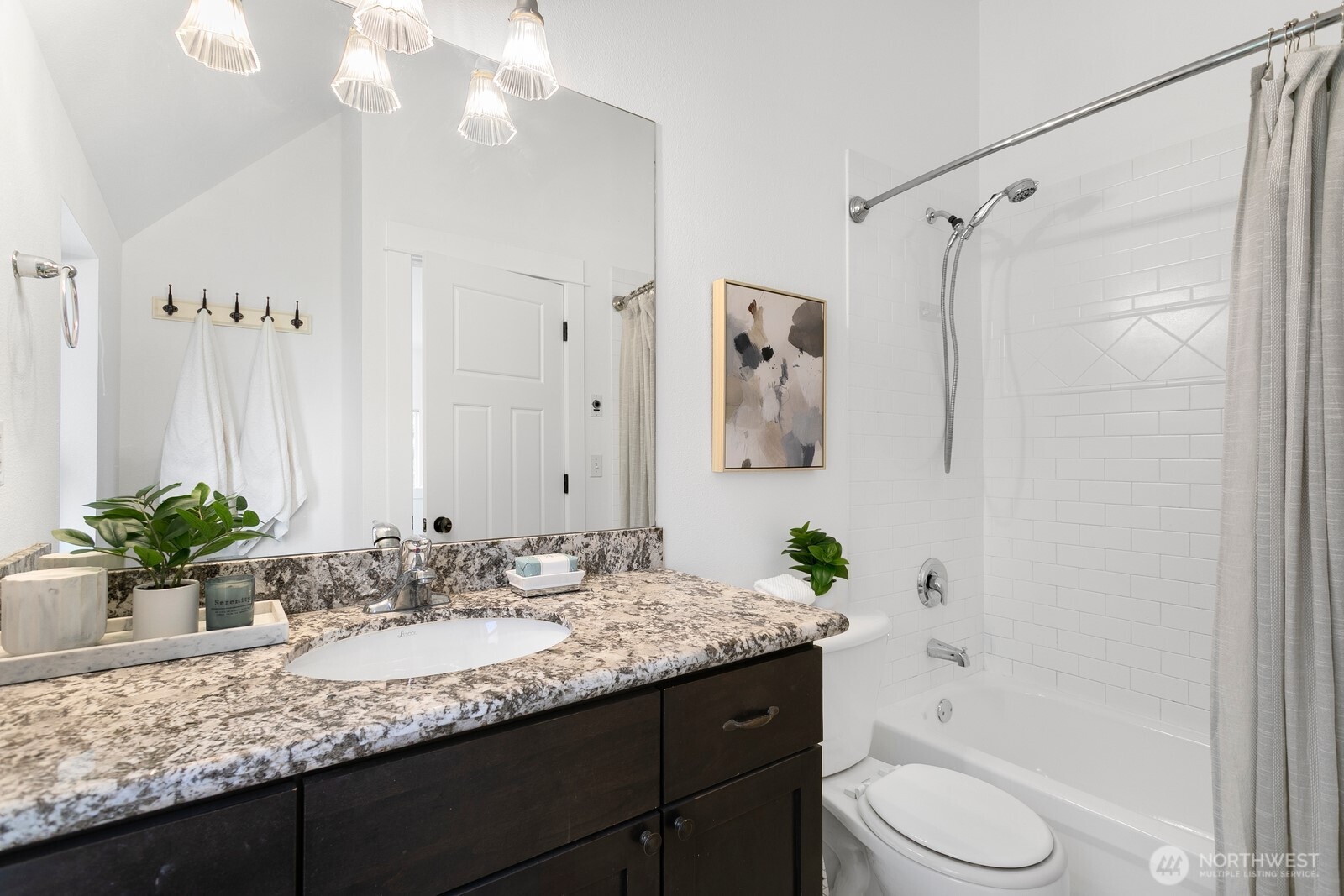 5259 23rd Avenue Southwest Seattle, WA 98106 - Photo 16 of 18 Gallery Image 16