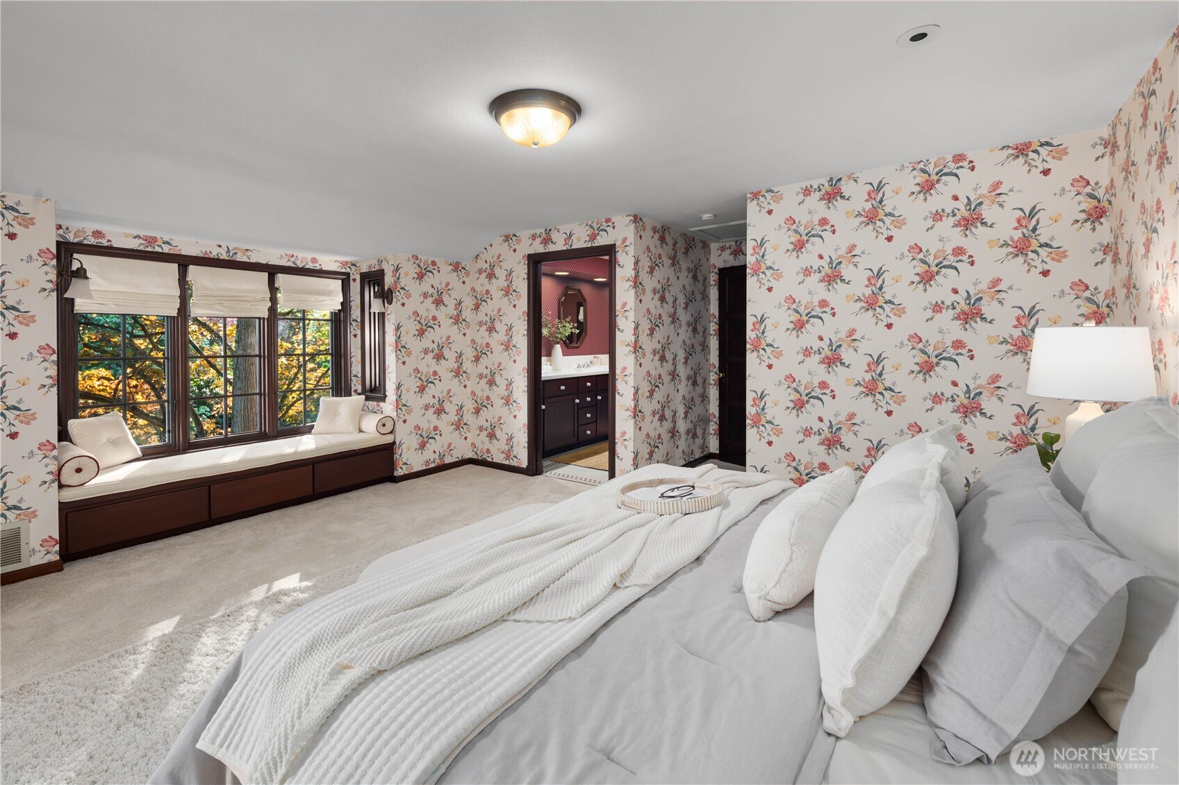5125 Northeast Latimer Place Seattle, WA 98105 - Photo 15 of 34