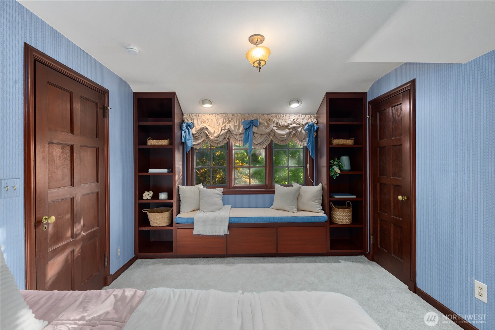 5125 Northeast Latimer Place Seattle, WA 98105 - Photo 20 of 34