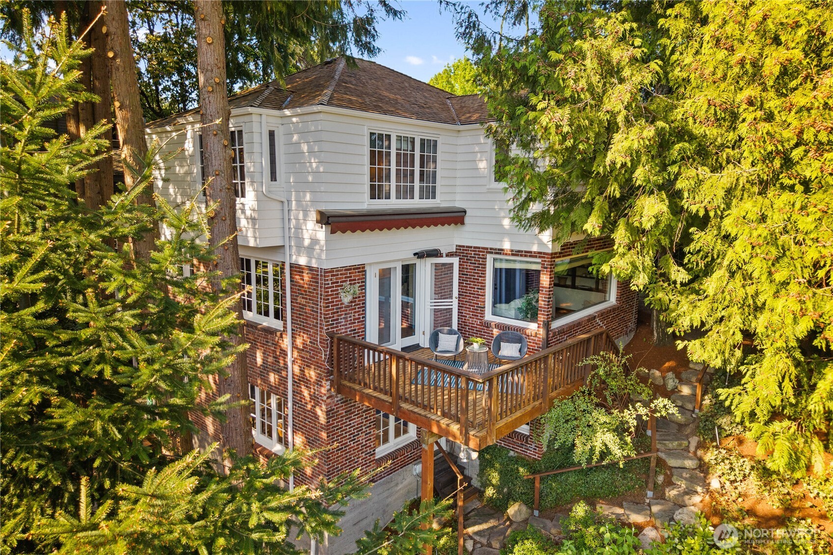 5125 Northeast Latimer Place Seattle, WA 98105 - Photo 31 of 34
