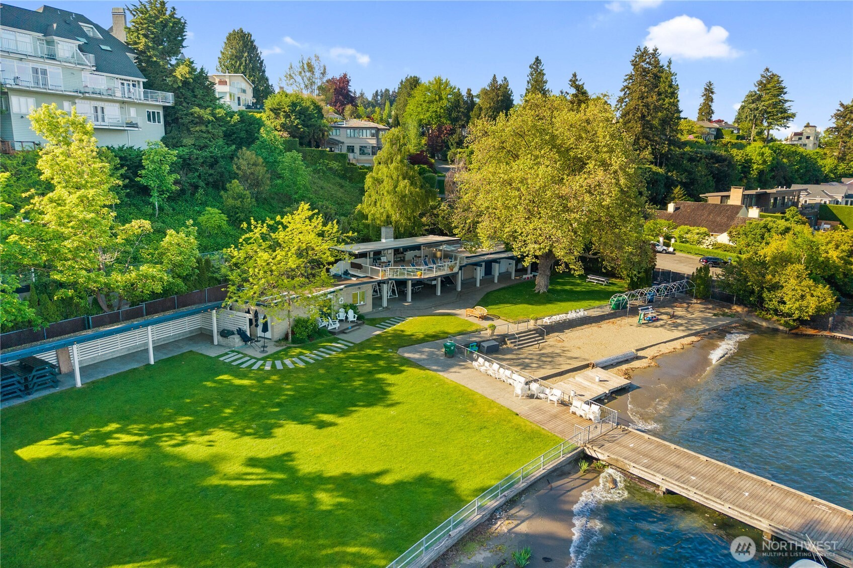 5125 Northeast Latimer Place Seattle, WA 98105 - Photo 33 of 34