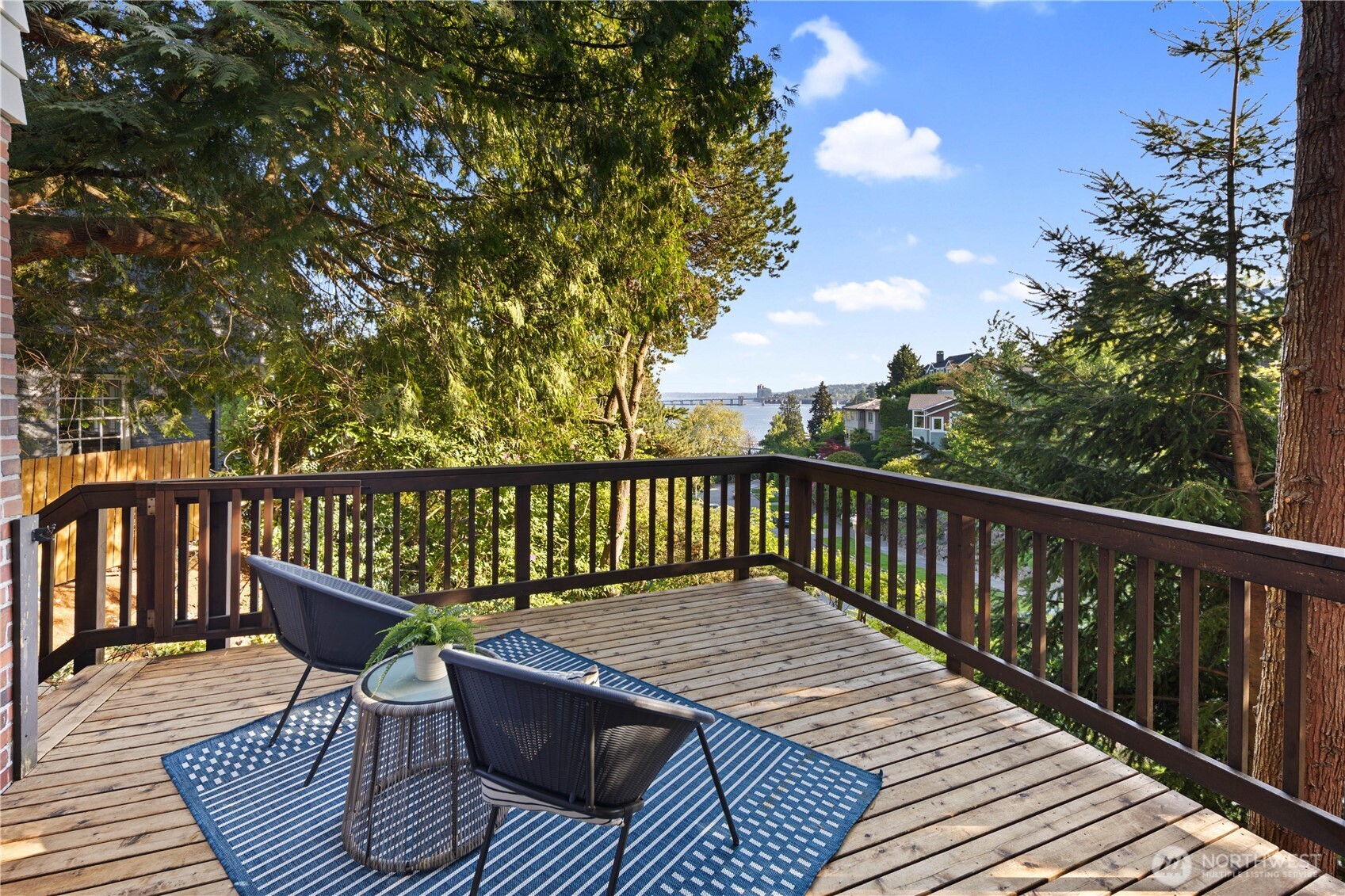 5125 Northeast Latimer Place Seattle, WA 98105 - Photo 9 of 34