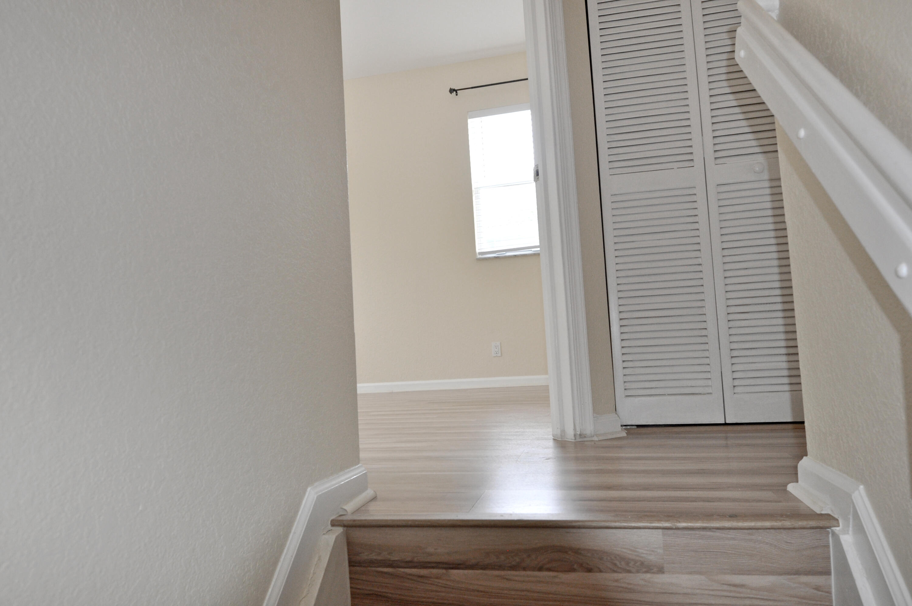 3225 Laurel Ridge Circle Riviera Beach, FL 33404 - Photo 17 of 24 DSC_0010-1