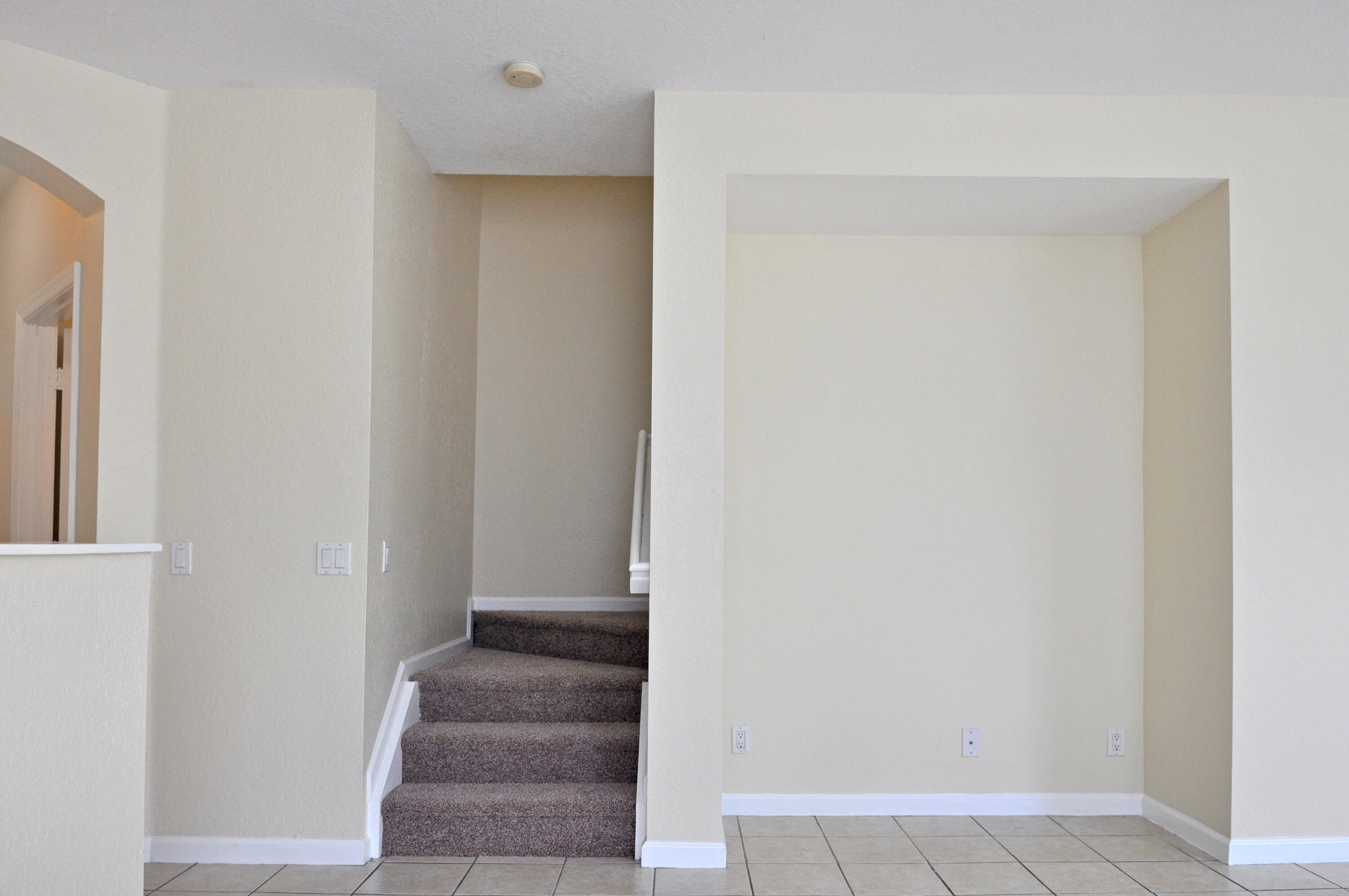 3225 Laurel Ridge Circle Riviera Beach, FL 33404 - Photo 10 of 24 DSC_0002-1
