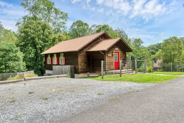 $399,900 | 1148 Laurel Road, Townsend, TN 37882