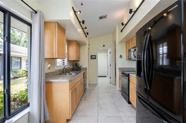 $275,000 | 269 Southampton Drive, Unit 303, Venice, FL 34293