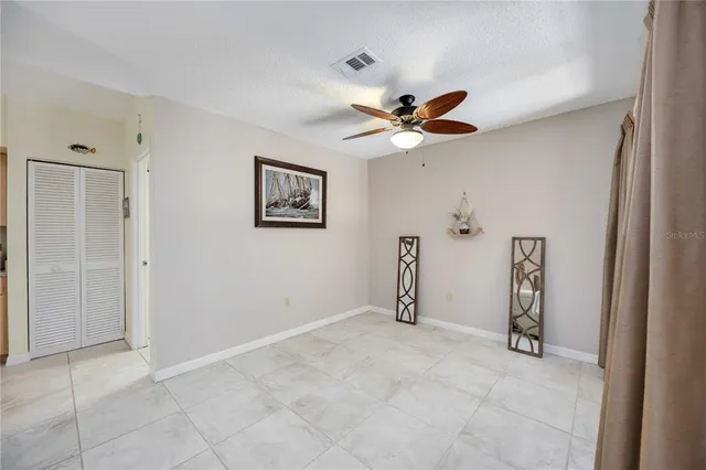 $275,000 | 269 Southampton Drive, Unit 303, Venice, FL 34293