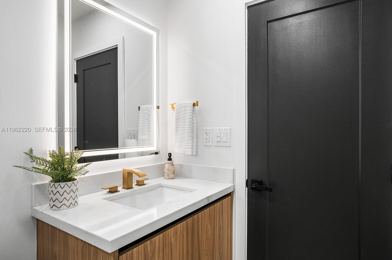 12330 Southwest 195th Terrace Miami, FL 33177 - Photo 14 of 36