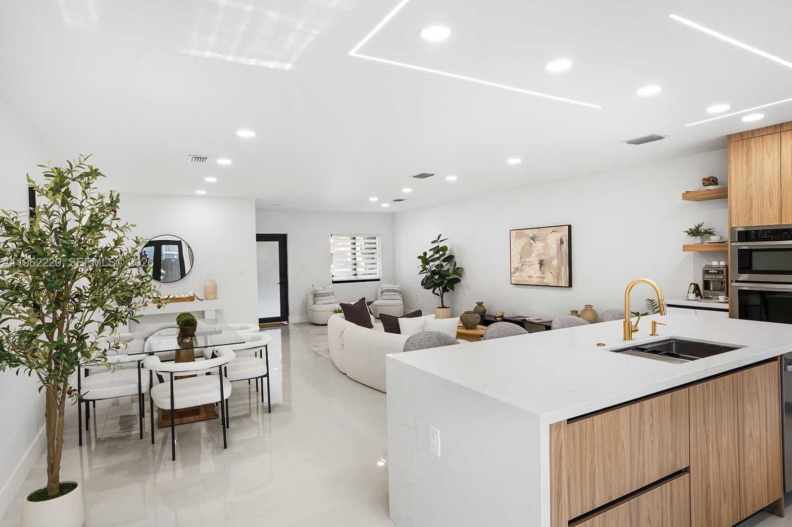 12330 Southwest 195th Terrace Miami, FL 33177 - Photo 19 of 36