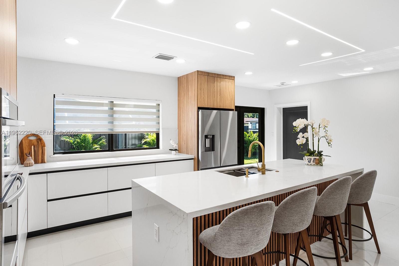 12330 Southwest 195th Terrace Miami, FL 33177 - Photo 6 of 36