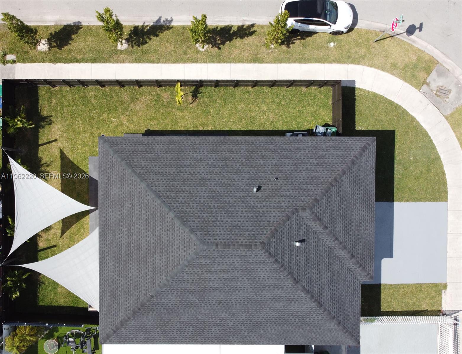 12330 Southwest 195th Terrace Miami, FL 33177 - Photo 7 of 36