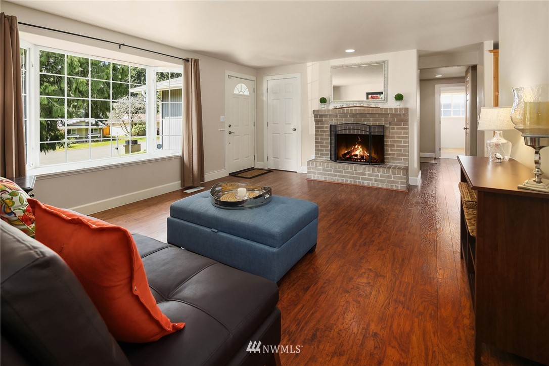 12638 177th Place Southeast Renton, WA 98059 - Photo 4 of 25 Gallery Image 4