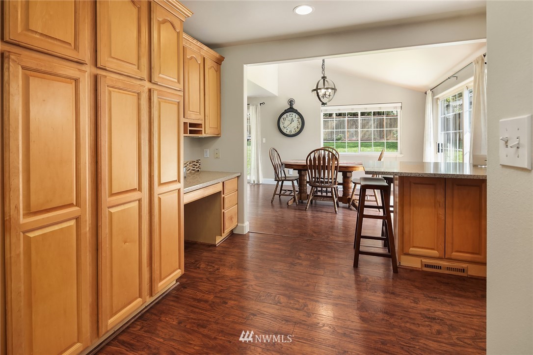 12638 177th Place Southeast Renton, WA 98059 - Photo 6 of 25 Gallery Image 6